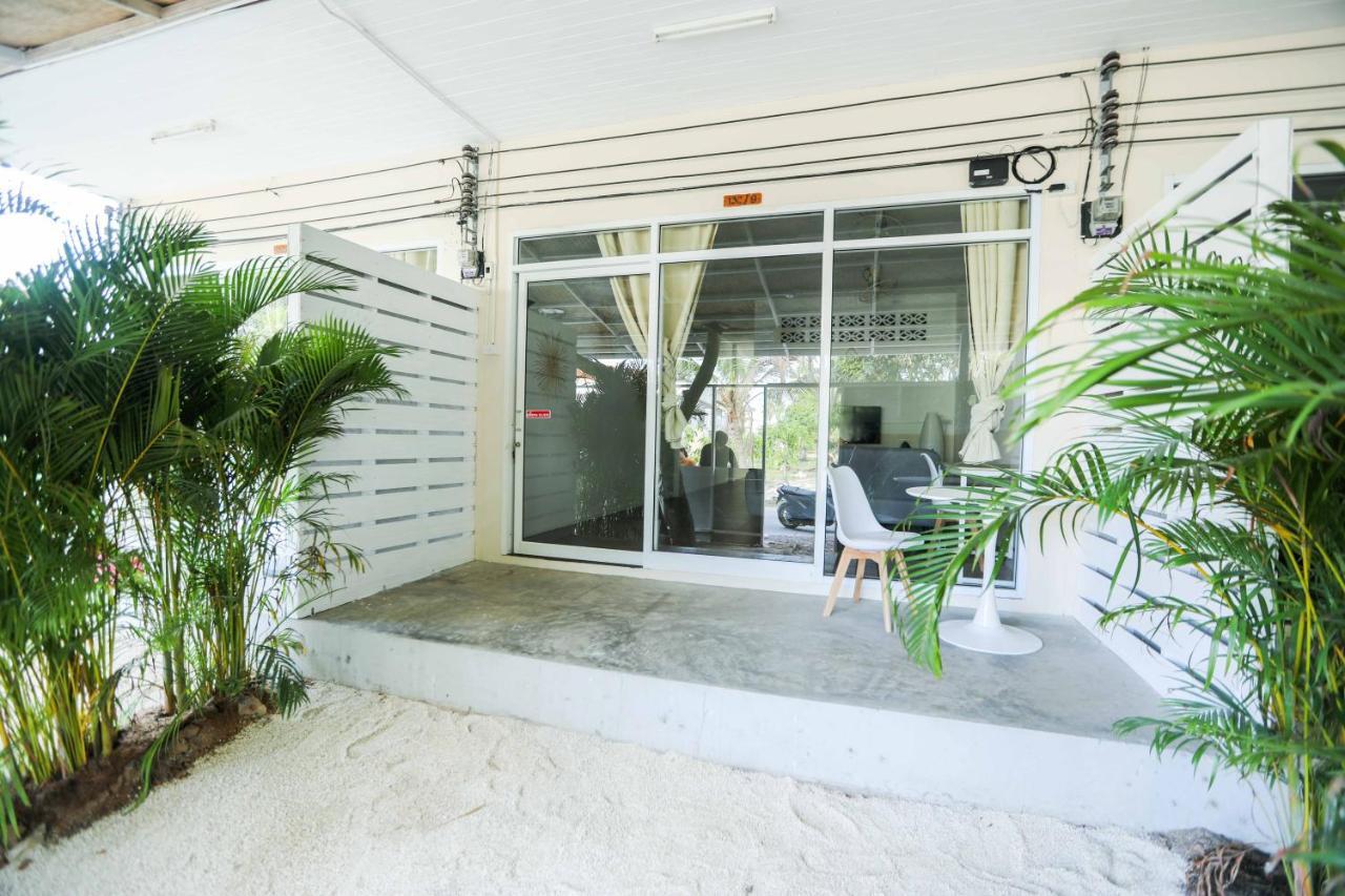 Oh'Lala Studios Baan Tai Exterior foto